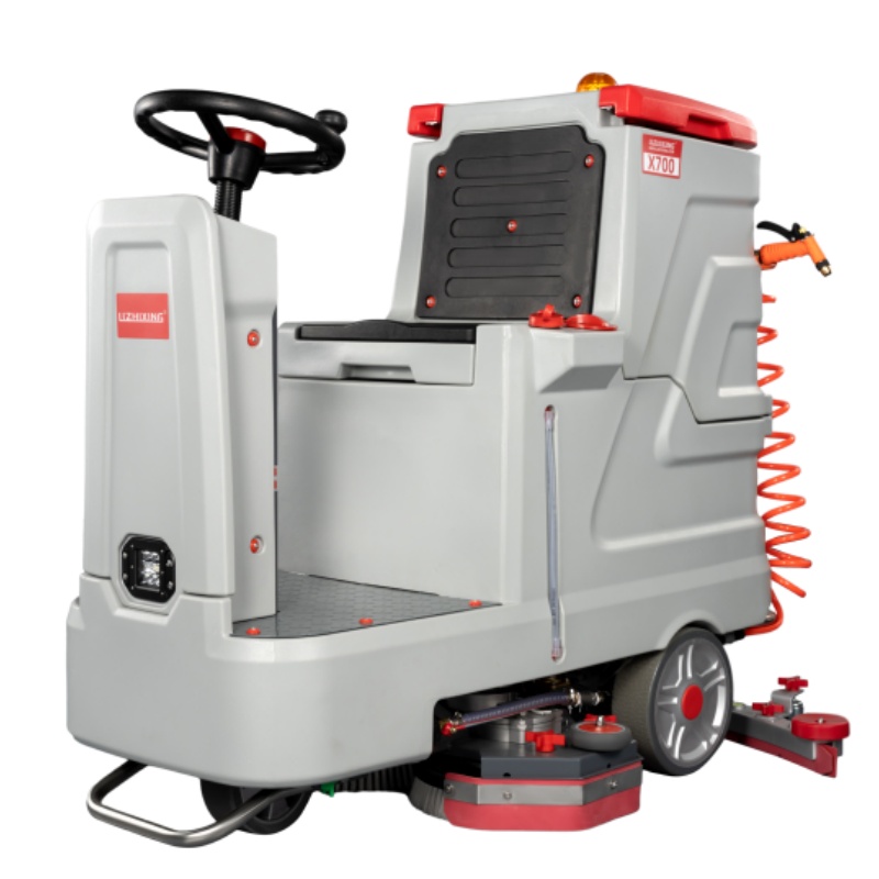 烟台坦洁全自动驾驶式洗地机X700